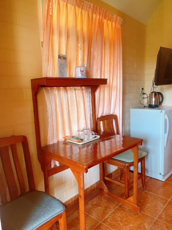 Bunraksa Resort 캄팽 펫 외부 사진